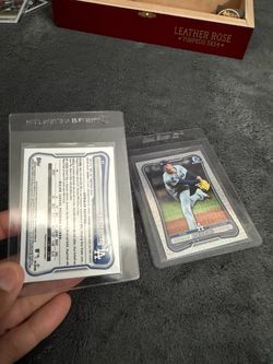 Baseball cards Roki Sasaki