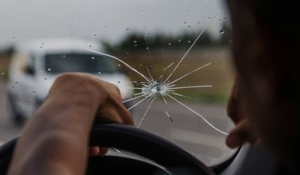 Free Windshield