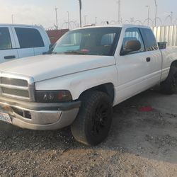 1999 Dodge Ram