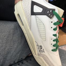 Jordan Spizike Low Size 6.5 (GS)