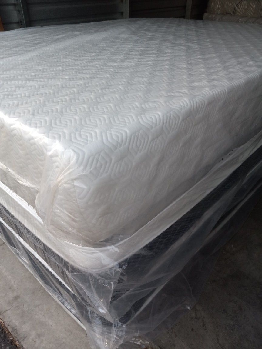 Queen Size Set Memory Foam Bamboo