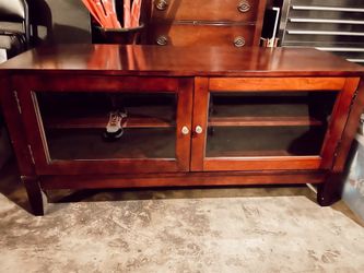 Cherry Oak Media Stand 