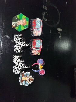 Disney hidden Mickey pins 2026