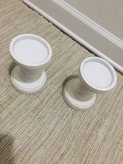 2 Candle Holders 