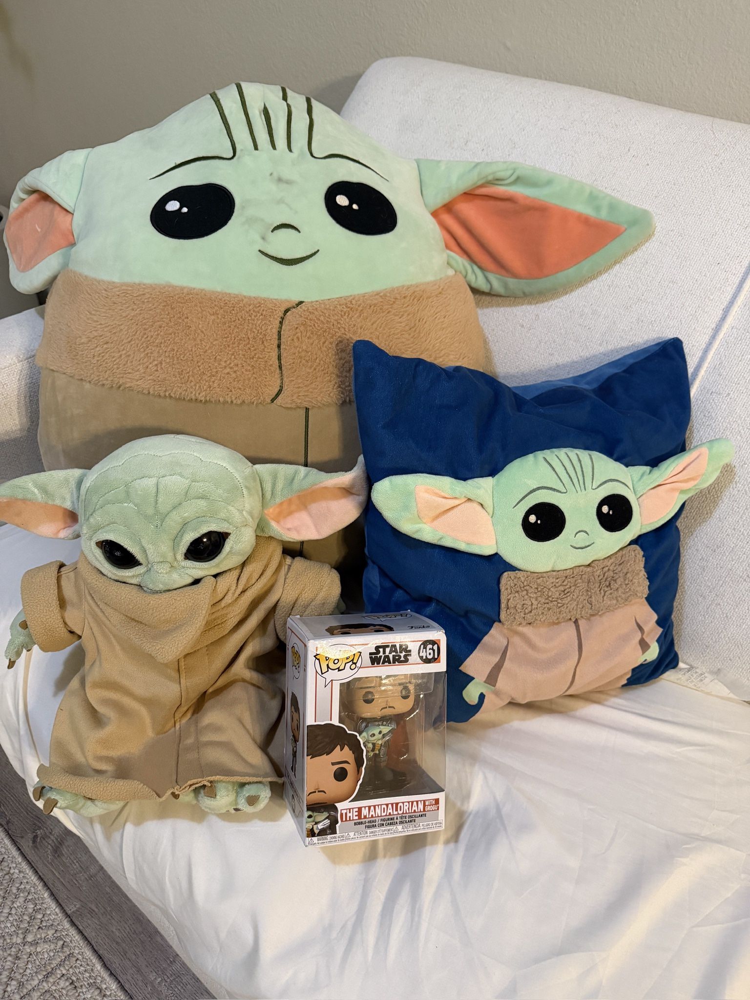 Baby Yoda Set