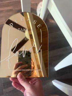 Wedding favor sign