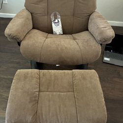 Ekornes Stressless  Chair with ottoman