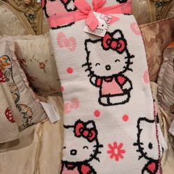 New Hello Kitty Blanket 