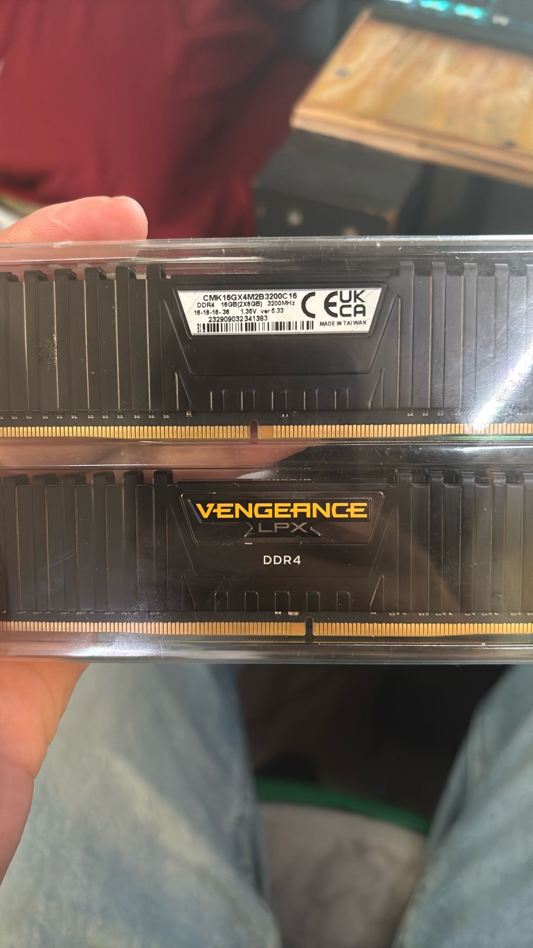 Corsair Vengeance 2x8 GB RAM 3200mhz