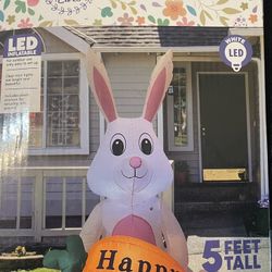 Holiday decoration Inflatable rabbit 5 feet tall