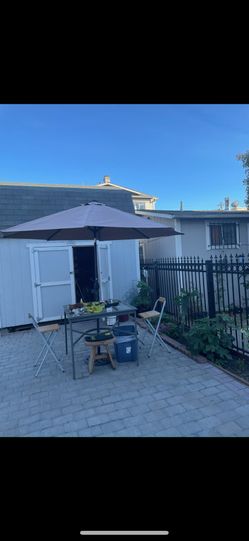 Sombra Con Mesa Y Sillas