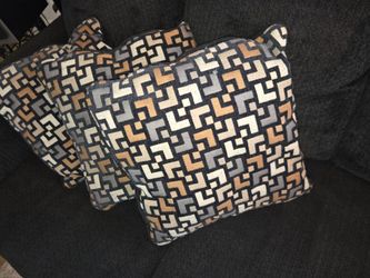 Couch Throw pillows
