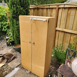 FREE Garage Cabinet 
