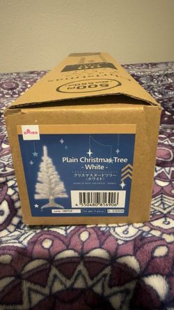 White Christmas tree