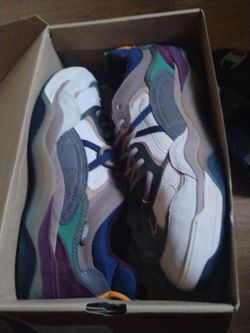 Vans shoes brand new