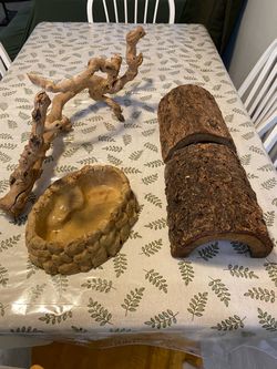Reptile accessories