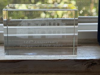 Vintage 3D Crystal Clear Crystal Art Paperweight Desk Decor