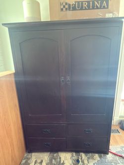 Solid wood entertainment Center