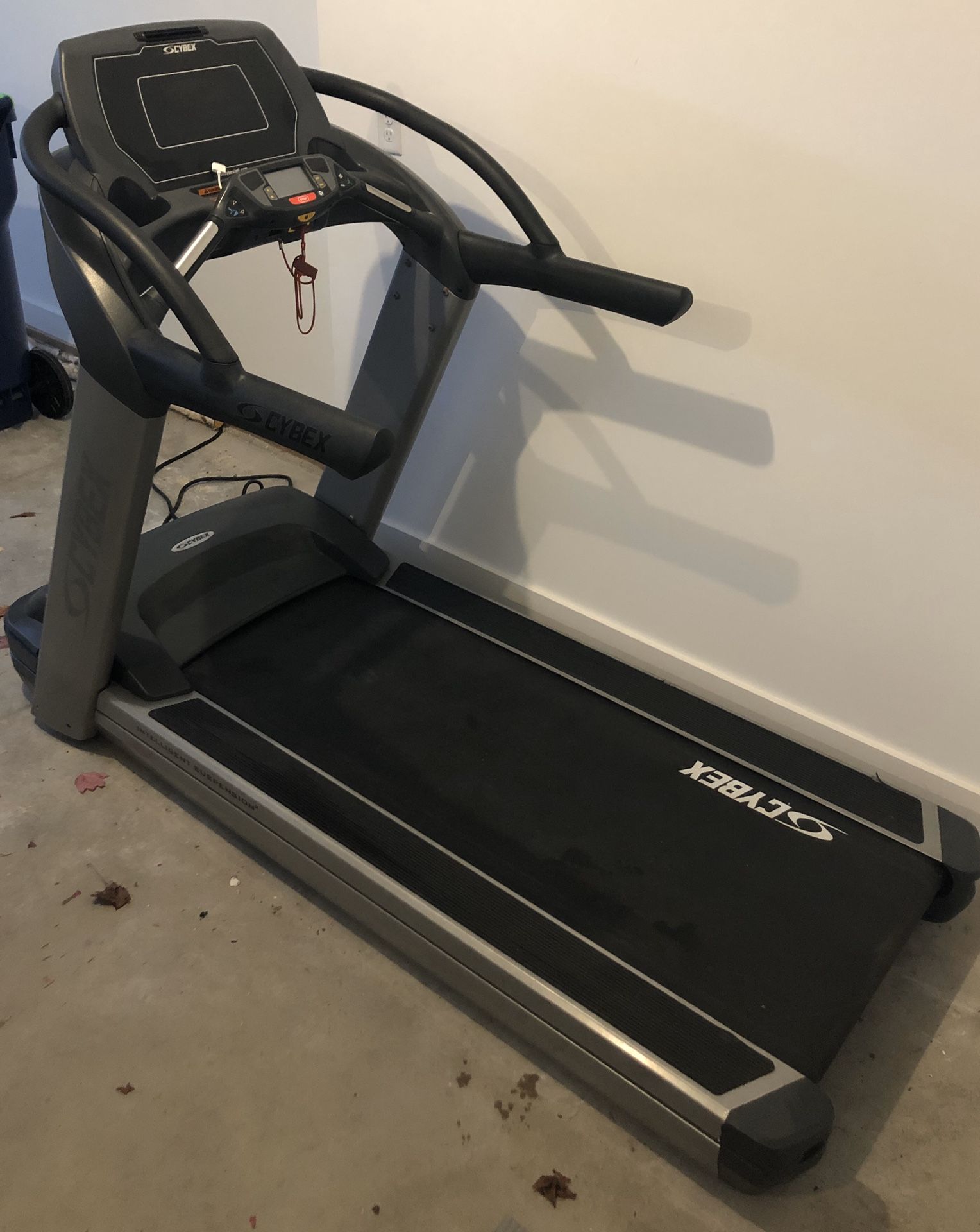 CYBEX Treadmill...Excellent Condition!