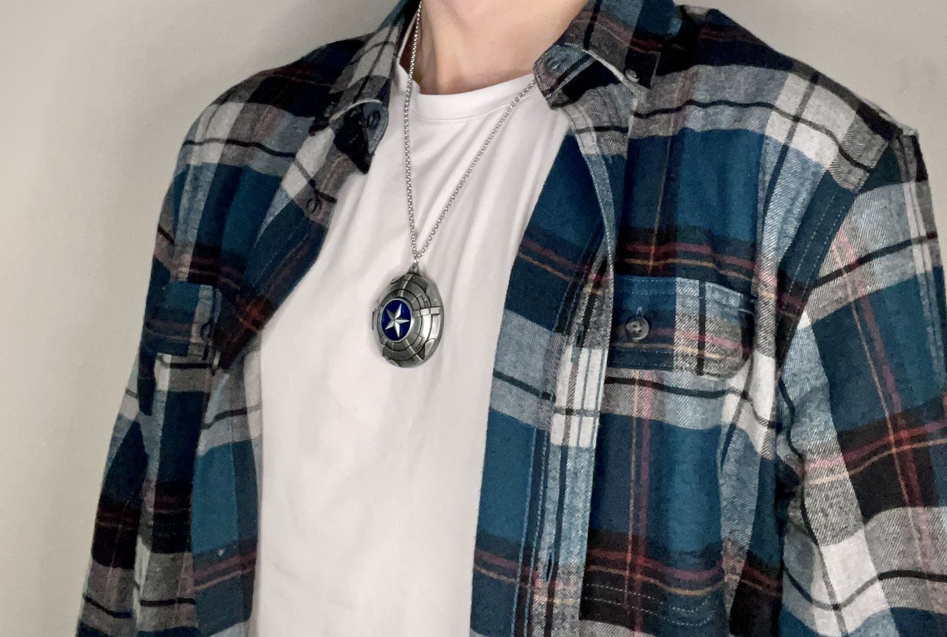 Capsicle Captain America Necklace |Avenger Cap |Gift |Gifts |Gift for her | Gift for Him | Avengers Fan's Gift | Steve Rogers | Falcon