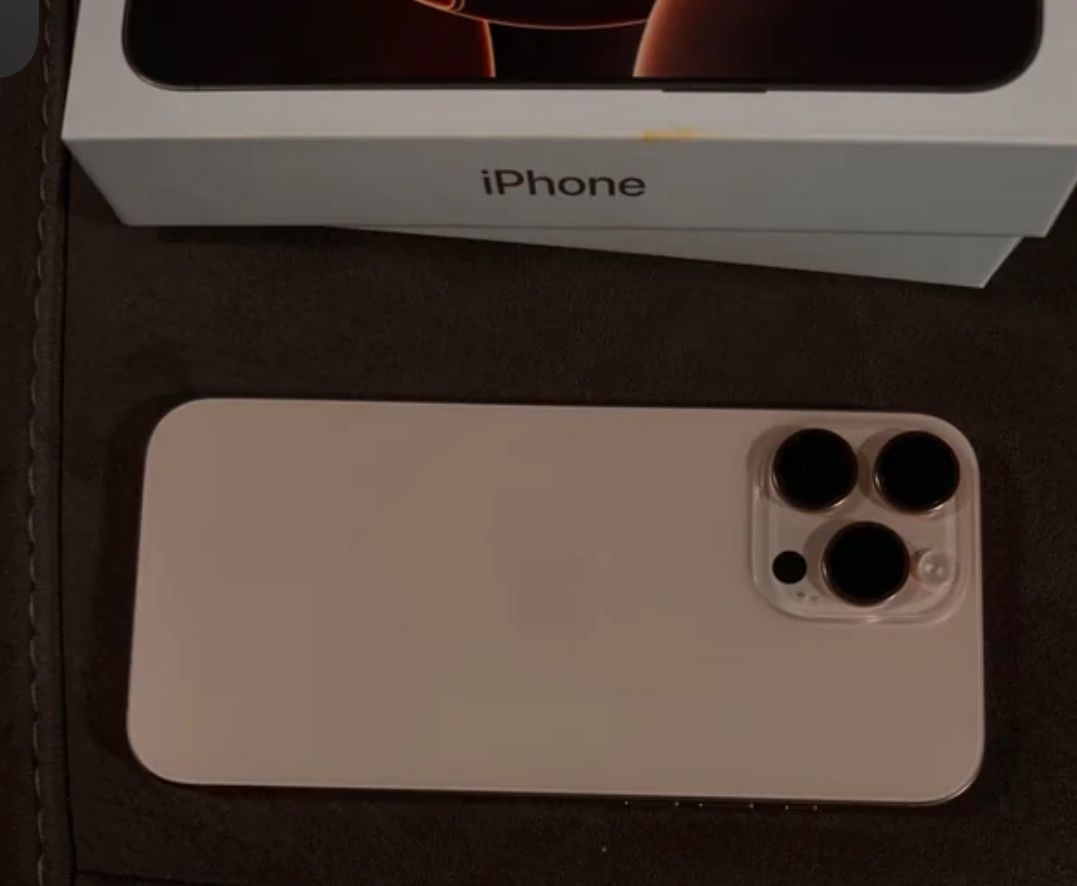 iPhone 16 Pro Max (256GB) Desert