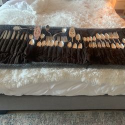 International Deep Silver Set