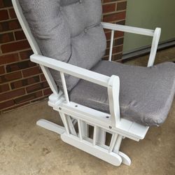 Nursery Chair 