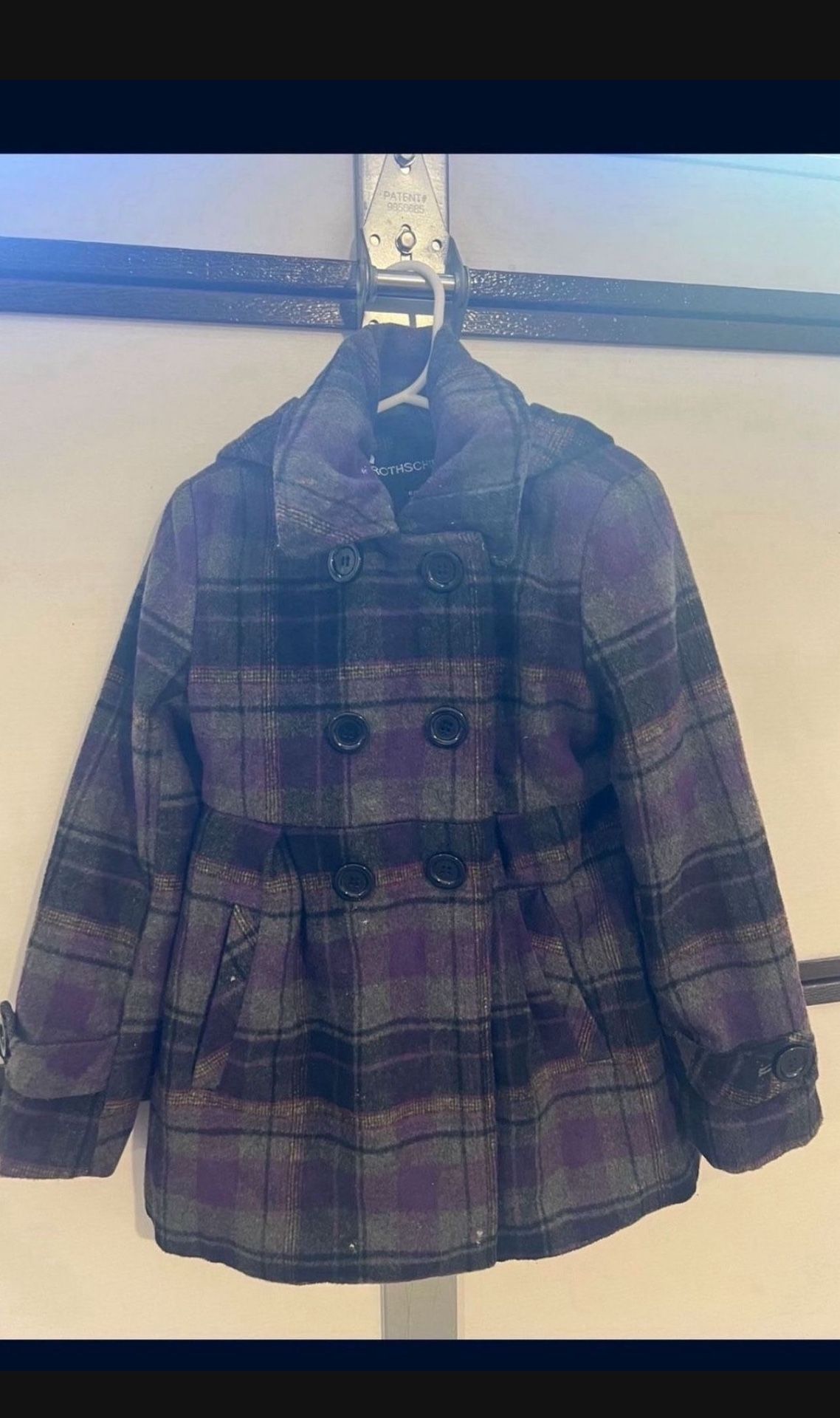 Abrigo Para Niña En Muy Buenas Condiciones Talla 6t $20