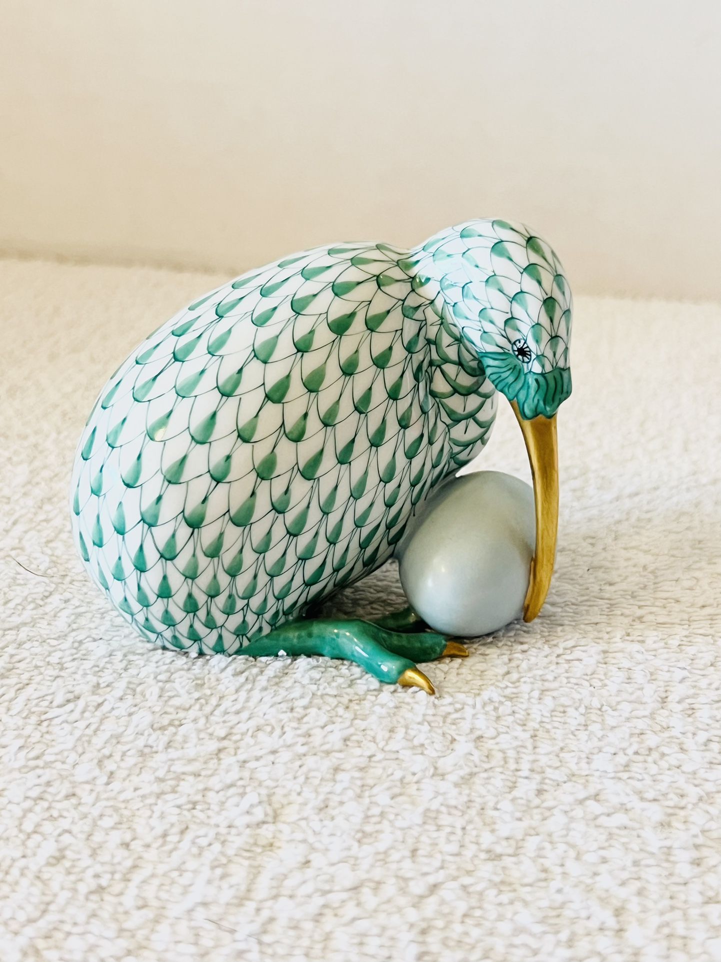 Herend Fishnet Mint Green Kiwi Bird With Blue Egg-Marked-24k Gold Accents-Pristine Condition