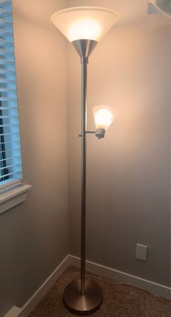 Floor lamp