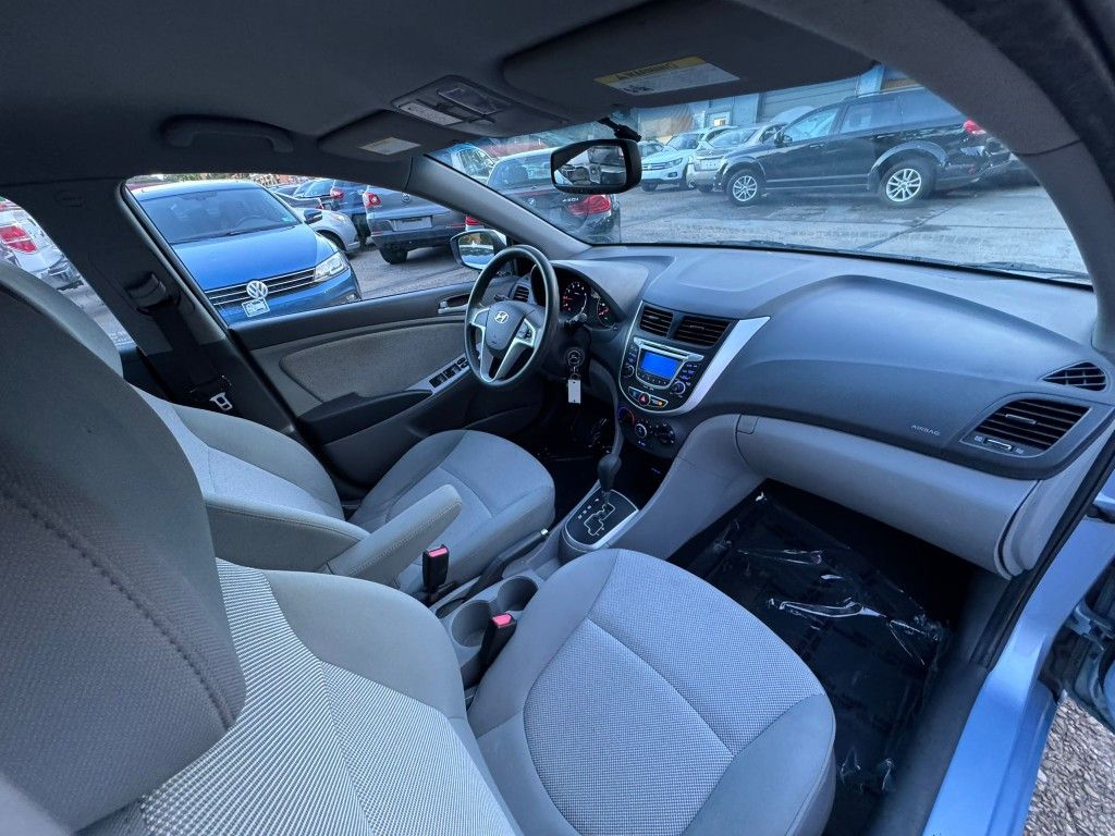 2012 Hyundai Accent