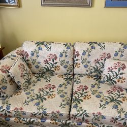 Drexel Love Seat