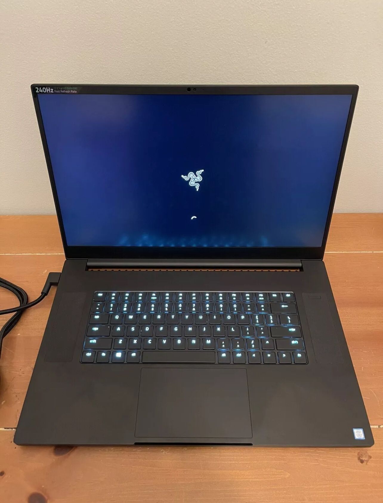 Razer Blade Pro 17" (2023) i7-9750H 16GB 512GB SSD RTX 2080 Max-Q RZ09-03148E02