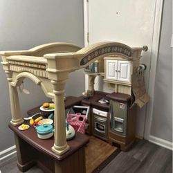 Step2 Grand Walk-in Kitchen