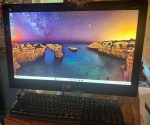 HP All in One Slim Computer - 23" LED - Webcam - WiFi - Touchscreen - 16 gb ram - SSD - Very Nice !