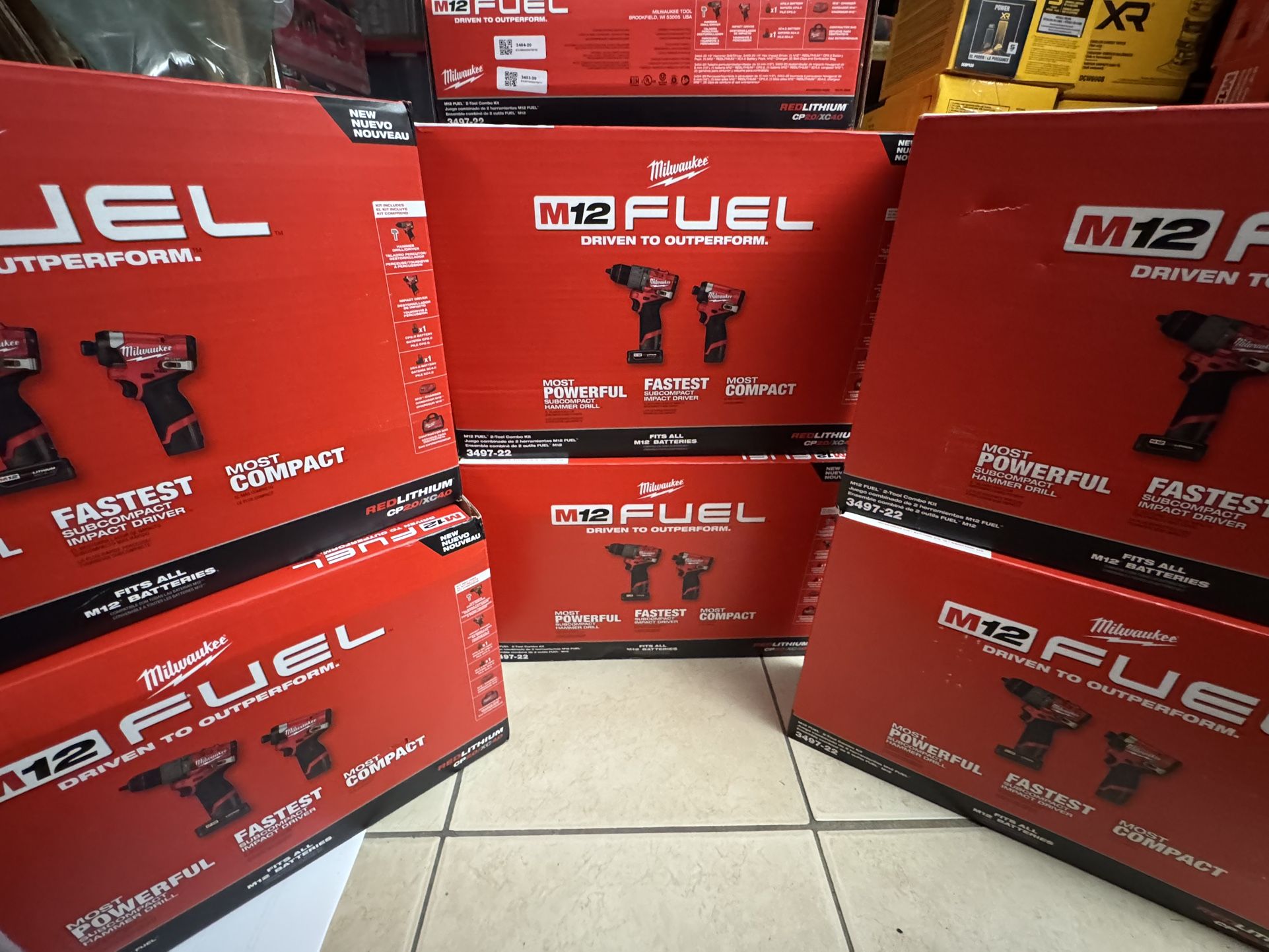 Milwaukee Fuel M12 FUEL Impact Driver/ drill Kit