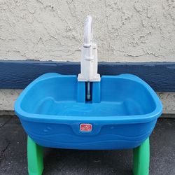Outdoor Water Play sink