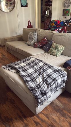 Sectional couch