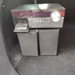 Sony Stereo And Speakers