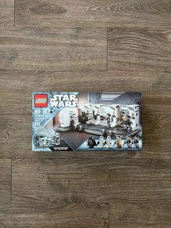 LEGO 75387 Boarding the Tantive New Retired