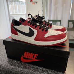 Jordan 1 Chicago Low Men’s Size 10