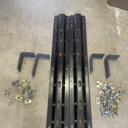 Fifth Wheel Bed Rail /brackets