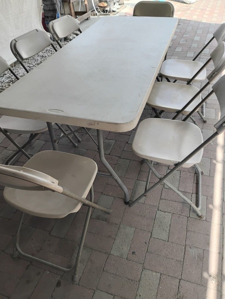 Mesa Y Sillas