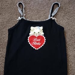 Crop top with kitten