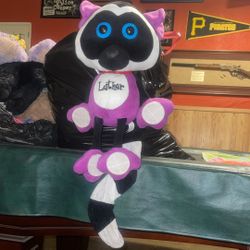 Sugar Loaf linking lemurs Luther stuffed animal plush toy  17” Tall Purple, Black And White stuffed toy 