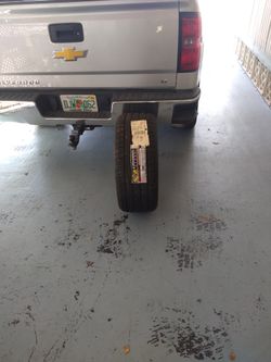 Lionhart 275-55 R-17 New