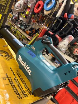 Makita 18v blower brushless $149