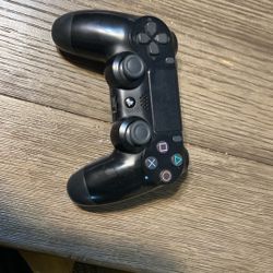 PS4 Controller 