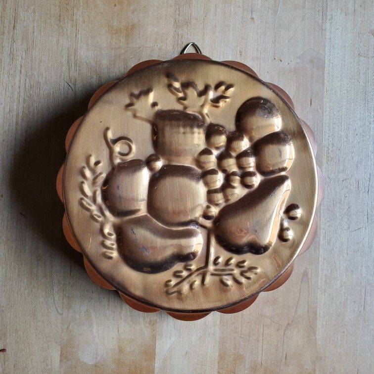Vintage Copper Jello Mold Fruit Cluster Motif French Country Farmhouse Decor