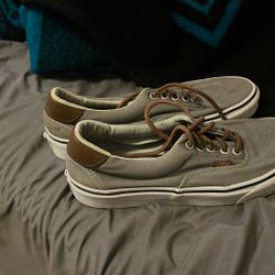 Grey vans shoes w brown leather 